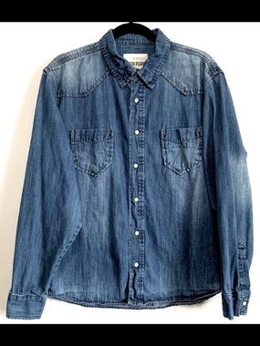 Ditch Plains 100% Cotton Distressed Chambray Snap-Up Front Long Sleeves Shirt